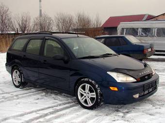 2002 Ford Focus Photos