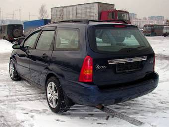 2002 Ford Focus Photos