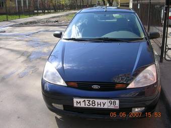 2002 Ford Focus Pictures
