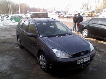 2002 Ford Focus Photos