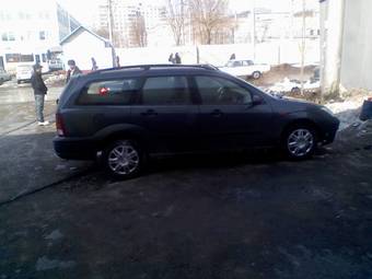 2002 Ford Focus Pictures