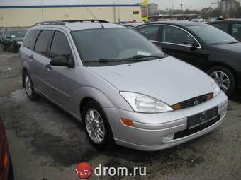 2002 Ford Focus Photos