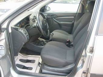 2002 Ford Focus Pictures