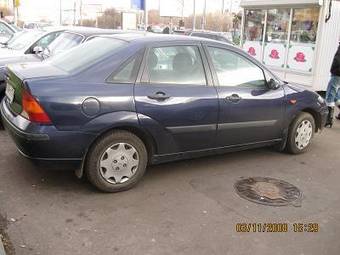 2002 Ford Focus Pictures