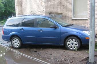 2002 Ford Focus Photos