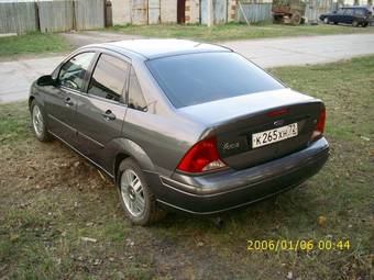 2002 Ford Focus Pictures