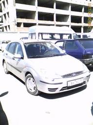 2002 Ford Focus Pictures