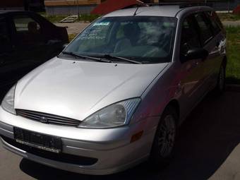 2002 Ford Focus Photos