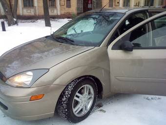 2002 Ford Focus Pictures