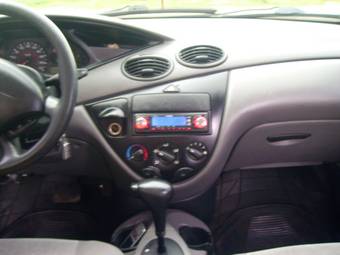 2002 Ford Focus Pictures