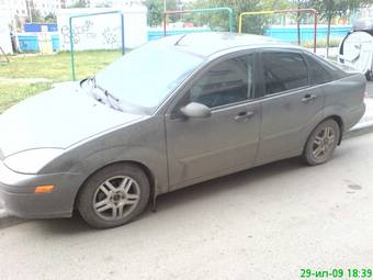2002 Ford Focus Images