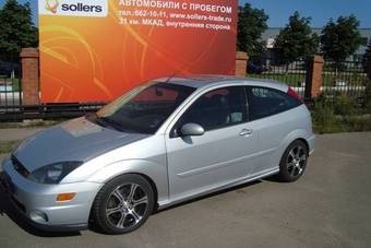 2002 Ford Focus Pictures