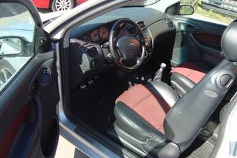 2002 Ford Focus Photos