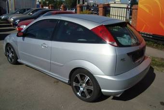 2002 Ford Focus Pictures