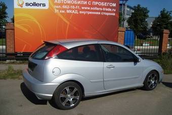 2002 Ford Focus Photos