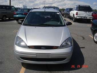 2003 Ford Focus Photos