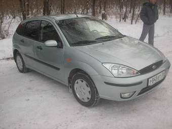 2003 Ford Focus Photos