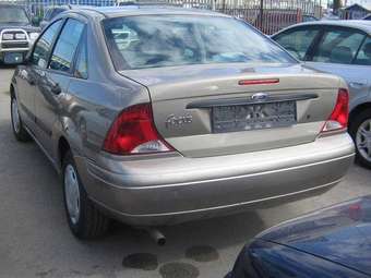 2003 Ford Focus Pictures