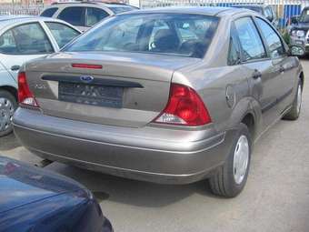 2003 Ford Focus Pictures