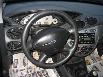 2003 Ford Focus Pictures