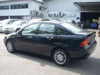 2003 Ford Focus Photos