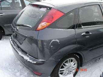 2003 Ford Focus Photos