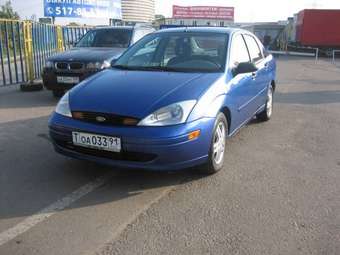 2003 Ford Focus Images