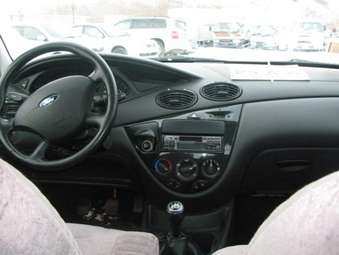 2003 Ford Focus Pictures