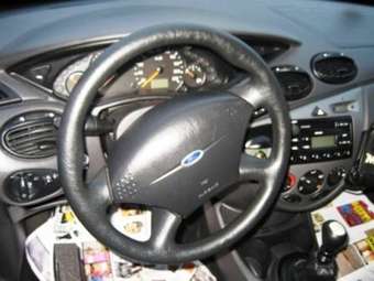 2003 Ford Focus Pictures