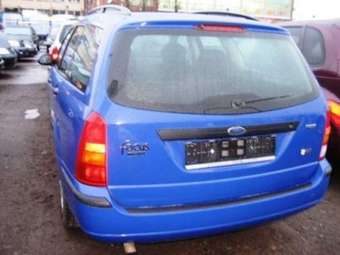 2003 Ford Focus Pictures