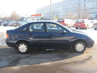 2003 Ford Focus Images