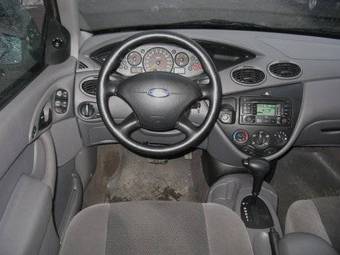 2003 Ford Focus Photos