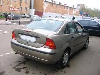 2003 Ford Focus Pictures