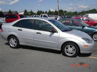 2003 Ford Focus Pics