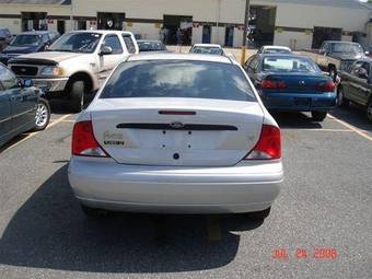 2003 Ford Focus Pictures