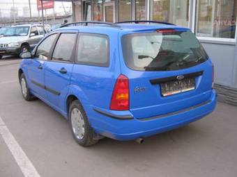 2003 Ford Focus Pictures