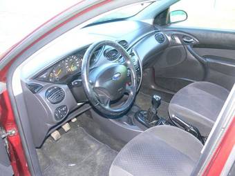 2003 Ford Focus Pictures