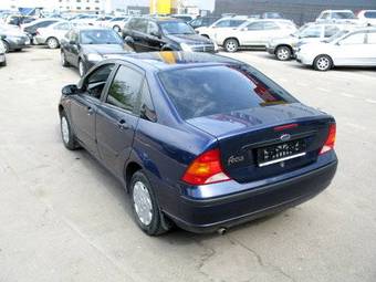 2003 Ford Focus Photos