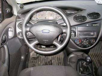 2003 Ford Focus Pictures