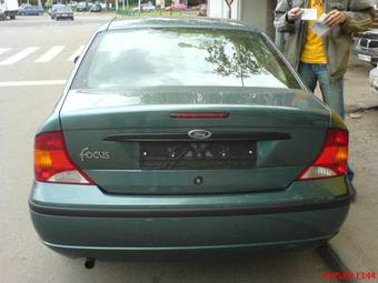 2003 Ford Focus Pictures