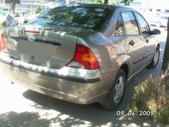 2003 Ford Focus Pictures