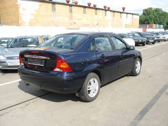 2003 Ford Focus Pictures
