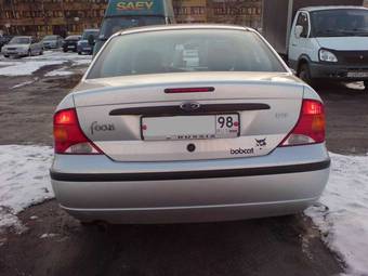 2003 Ford Focus Pictures