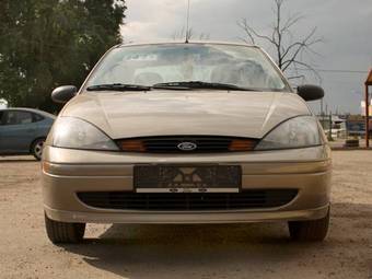 2003 Ford Focus Photos