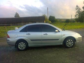 2003 Ford Focus Pictures