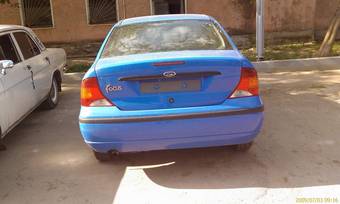 2003 Ford Focus Photos