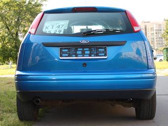 2003 Ford Focus Photos