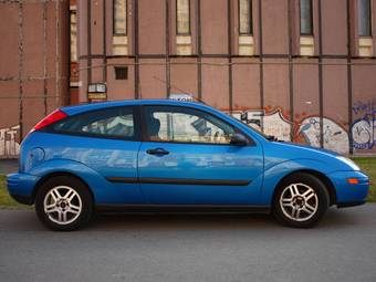 2003 Ford Focus Wallpapers