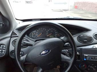 2003 Ford Focus Pictures