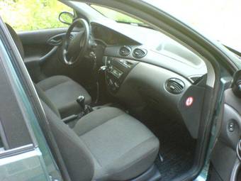 2003 Ford Focus Pictures
